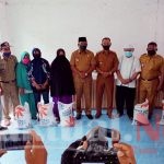 Salurkan Bantuan Pangan di Kecamatan Gu, Bupati Buteng Imbau Masyarakat Jaga Kedamaian