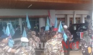 Ratusan Kader FKPPI Sultra Datangi Gedung Rakyat Tolak RUU HIP