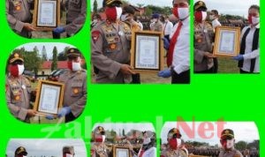 Kapolda Kalteng Berikan Reward Kepada 188 Personil Berprestasi