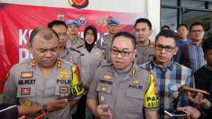 Polisi Tetapkan Wanita Pembawa Anjing Di Masjid Sebagai Tersangka