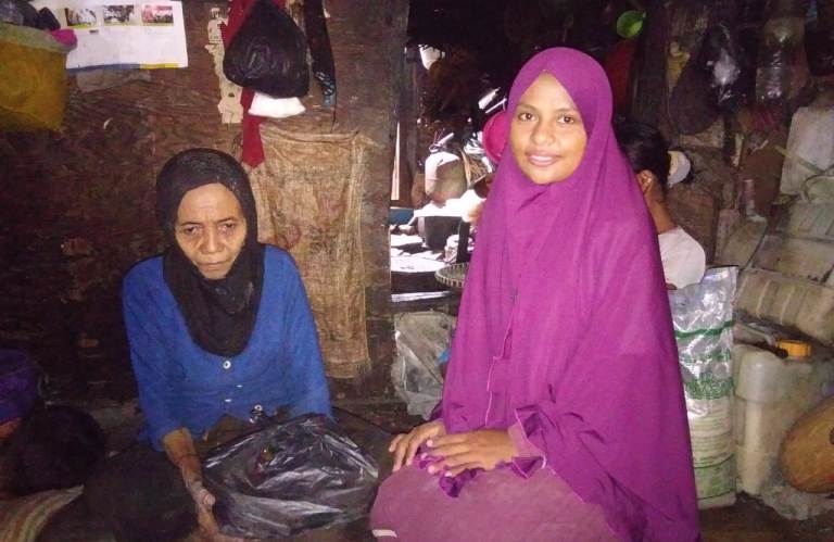 Akhir Ramadhan, ILMANABI Bagi Sembako Pada Masyarakat Pulau Binongko
