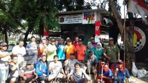 Masyarakat Kelurahan Koja Bersama Petugas Gabungan Laksanakan Kerja Bakti