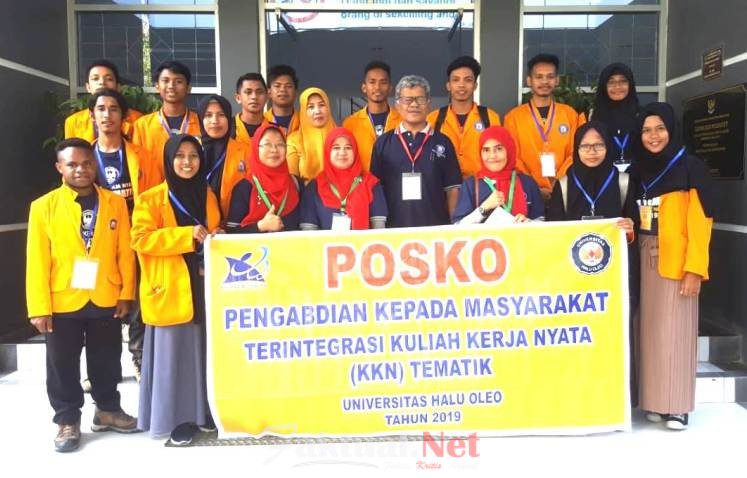 Tunaikan Dharma Perguruan Tinggi, FPIK UHO Lepas Peserta KKN Tematik 2019