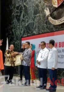 Perolehan Hasil Bulan Dana PMI Tertinggi Unit Kecamatan, Gubernur Berikan Penghargaan Bagi Kecamatan Koja